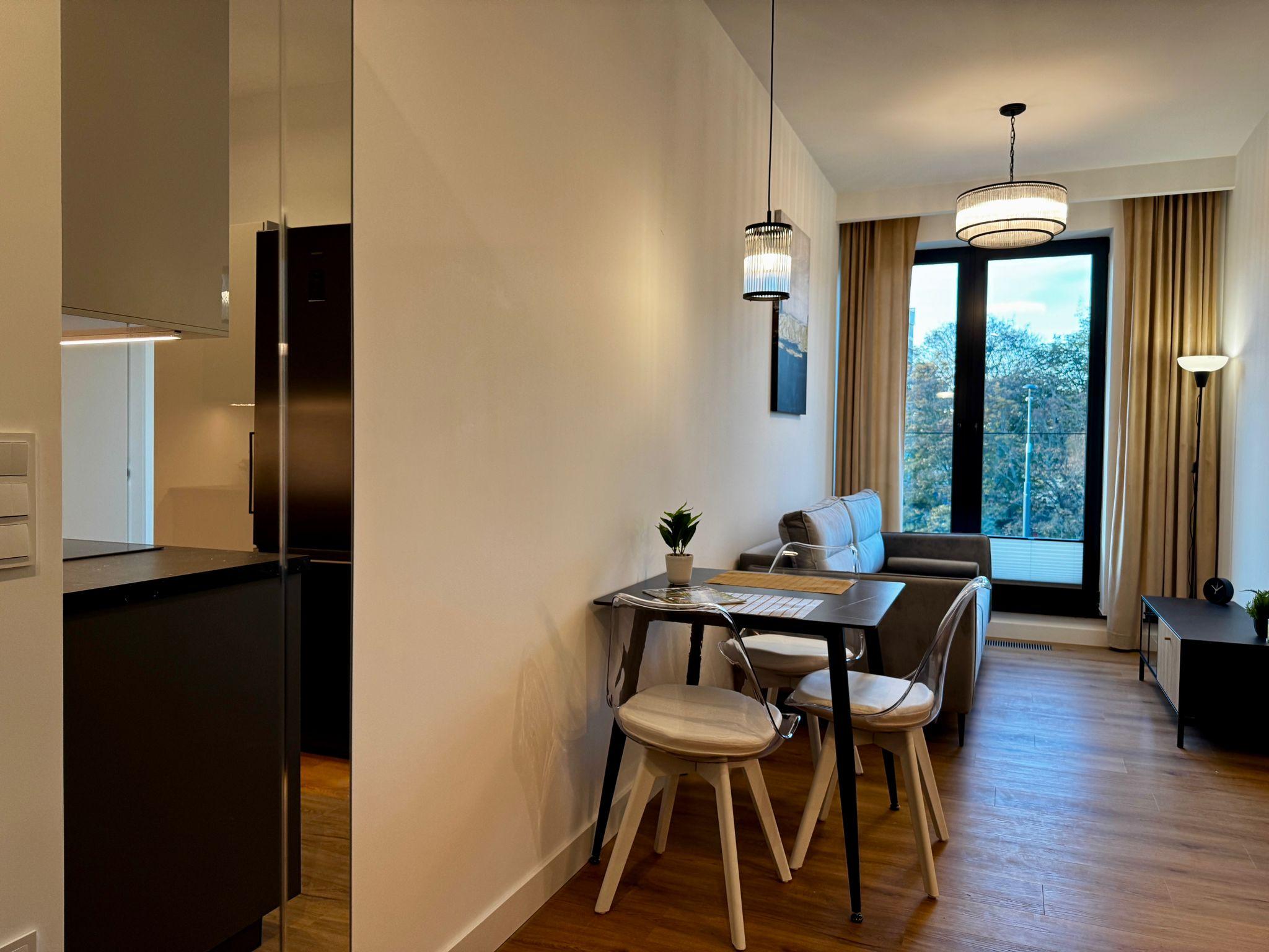 Aleja „Solidarności”0